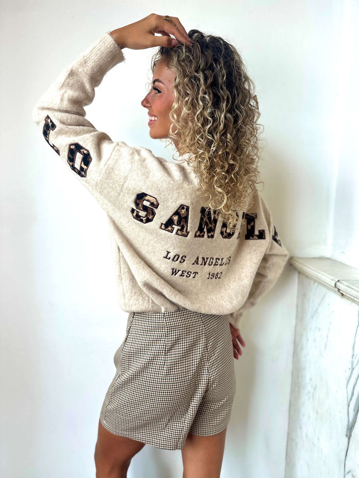 Angéloria – Pull Beige Los Angeles