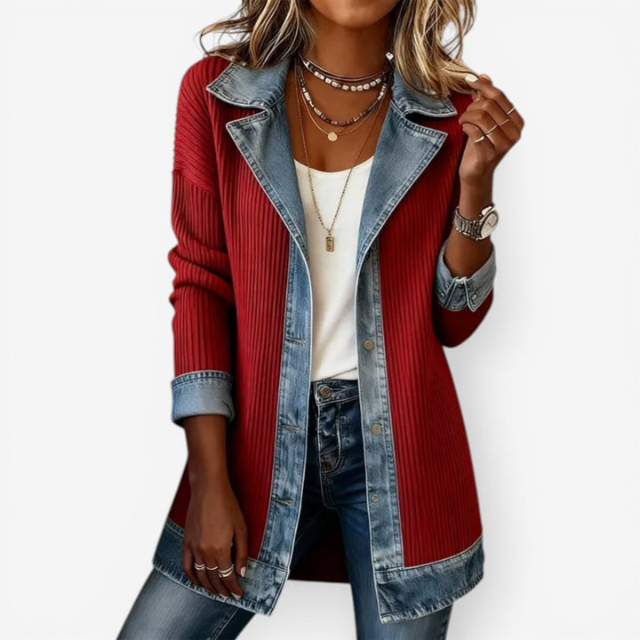 Dénimelle – Veste Femme Effet Superposé Maille et Denim Style Moderne